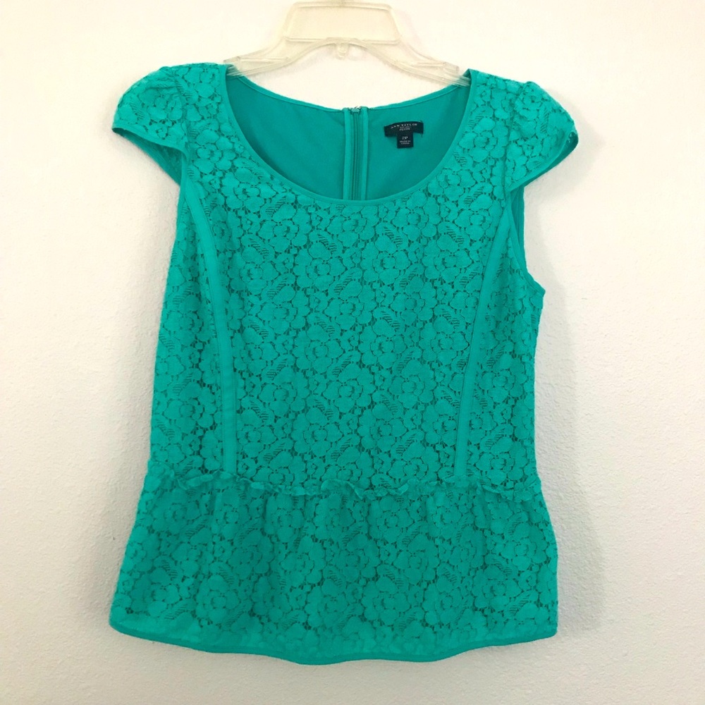 ANN TAYLOR Lace Top